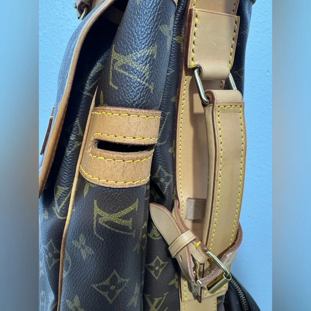 EUC Vintage LV Golf Bag SUPER RARE PIECE!